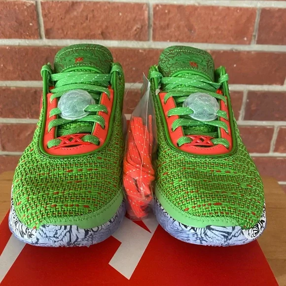Nike Lebron 20 Stocking Stuffer Size 7 Womens Grinch Green Red New Sneakers Shoe - Picture 8 of 12